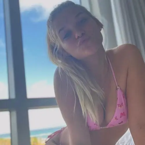 strandgirljasi image 2